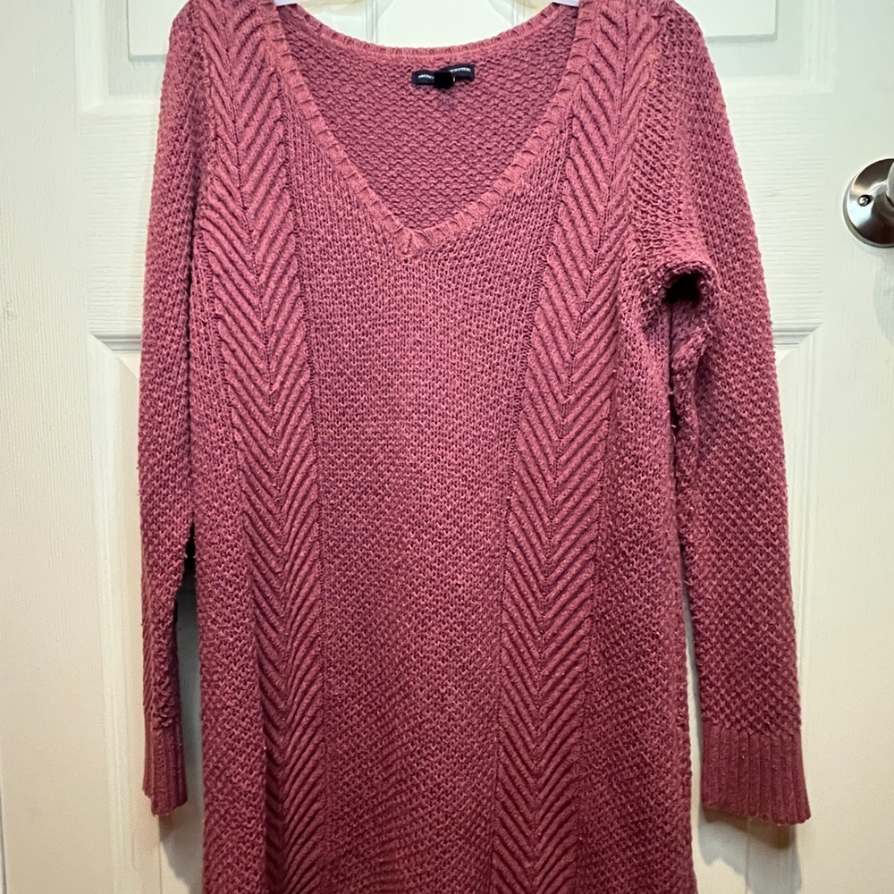 American Eagle Long Pink Legging Sweater